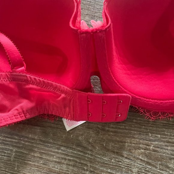 Victoria's Secret Dream Angels Lined Demi - Picture 3 of 6